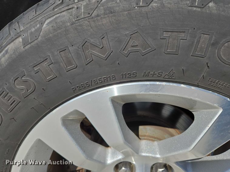 image for item DW7033 2015 Chevrolet Tahoe SUV