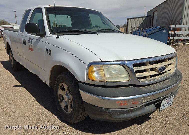 image for item DW8557 2001 Ford F150 SuperCab pickup truck