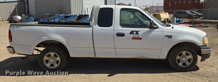 image for item DW8557 2001 Ford F150 SuperCab pickup truck