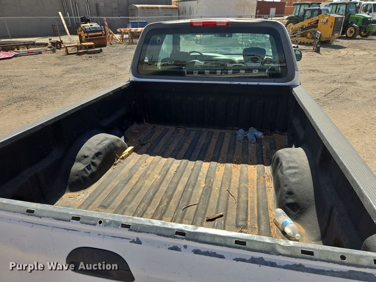 image for item DW8557 2001 Ford F150 SuperCab pickup truck