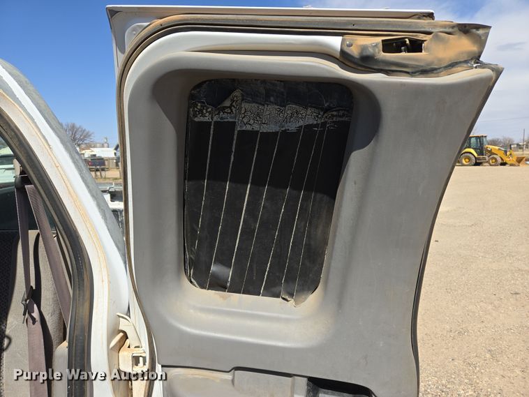 image for item DW8557 2001 Ford F150 SuperCab pickup truck