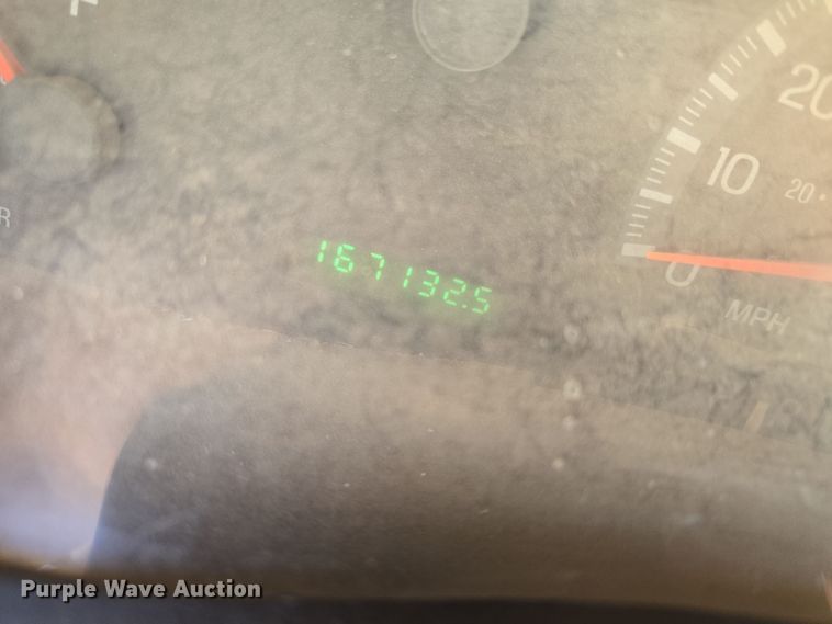 image for item DW8557 2001 Ford F150 SuperCab pickup truck