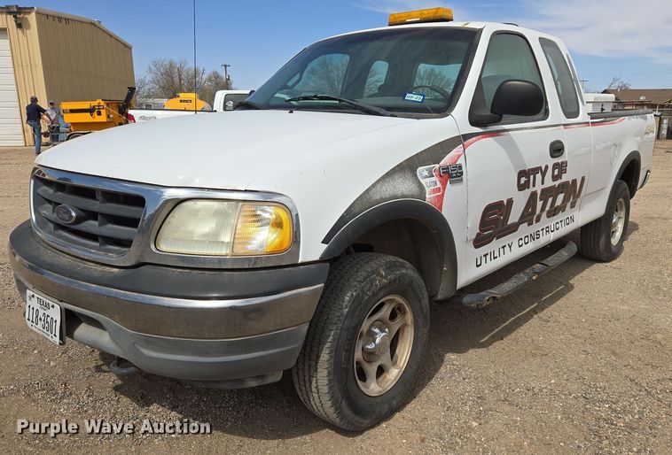 image for item DW8558 2001 Ford F150 SuperCab pickup truck