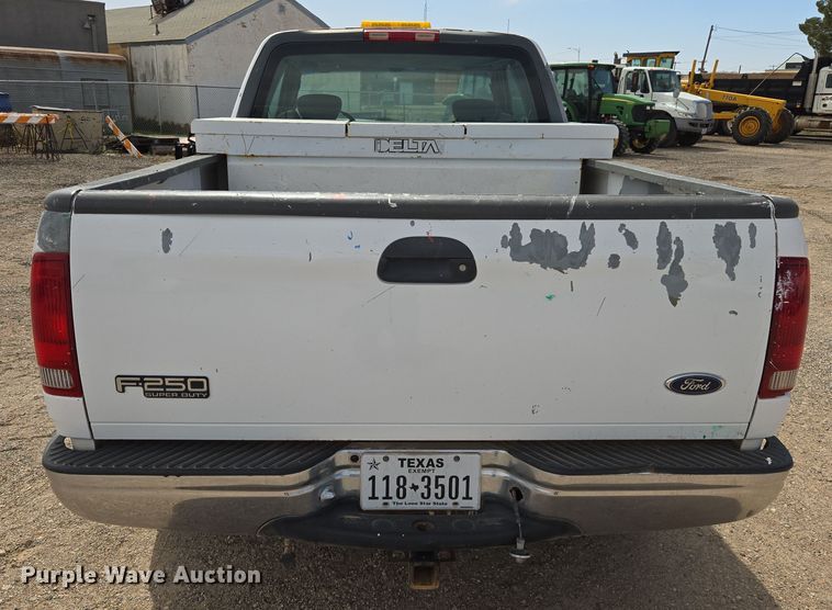 image for item DW8558 2001 Ford F150 SuperCab pickup truck