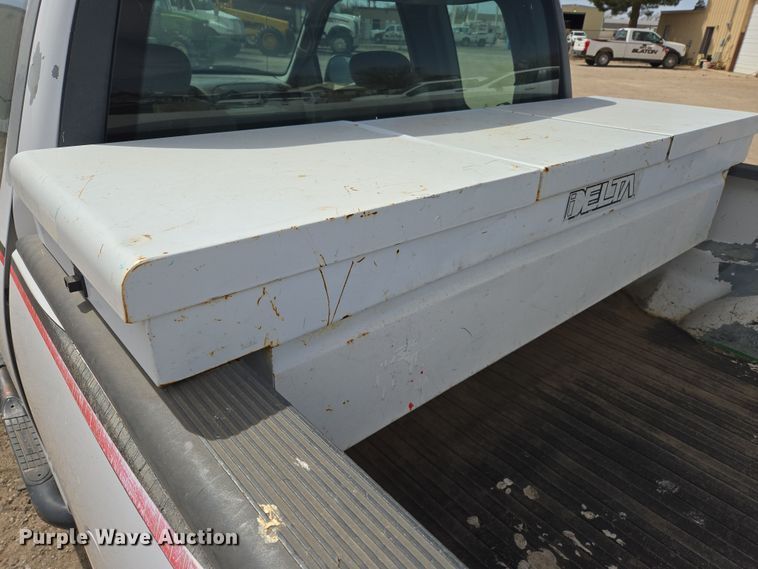 image for item DW8558 2001 Ford F150 SuperCab pickup truck