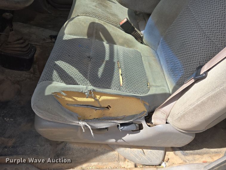 image for item DW8558 2001 Ford F150 SuperCab pickup truck