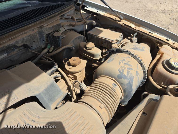 image for item DW8558 2001 Ford F150 SuperCab pickup truck