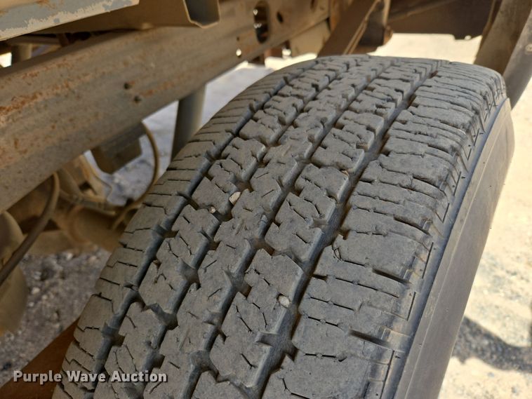 image for item DW8558 2001 Ford F150 SuperCab pickup truck