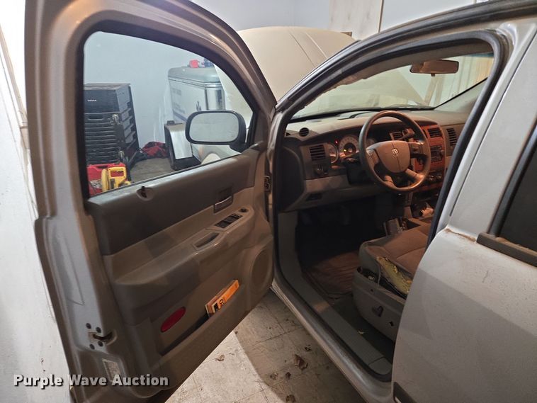 image for item DW8584 2007 Dodge Durango SUV