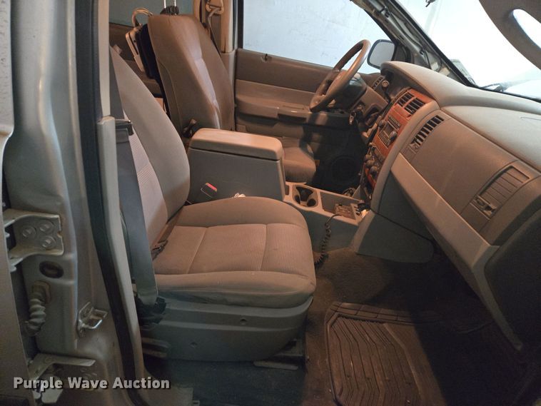 image for item DW8584 2007 Dodge Durango SUV