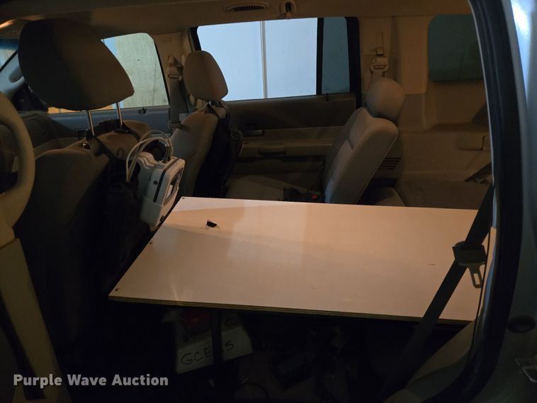 image for item DW8584 2007 Dodge Durango SUV