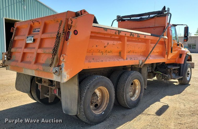 image for item DX6967 2010 International WorkStar 7600  dump truck