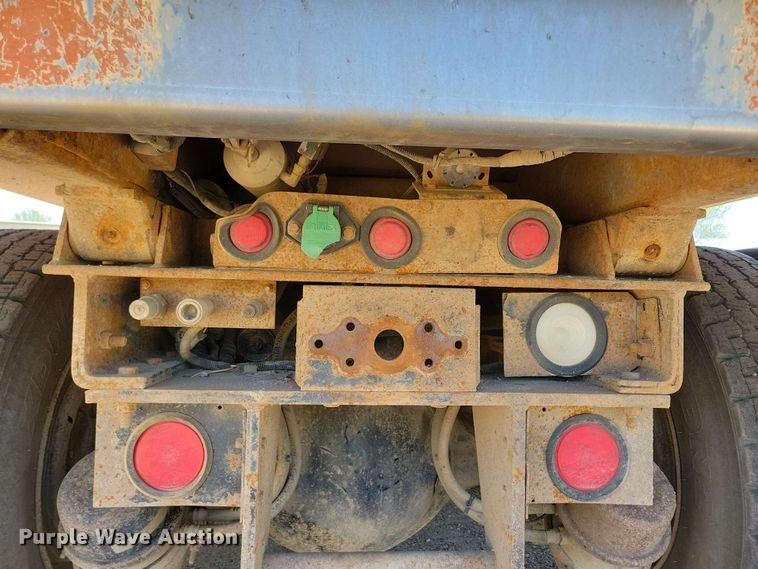 image for item DX6967 2010 International WorkStar 7600  dump truck