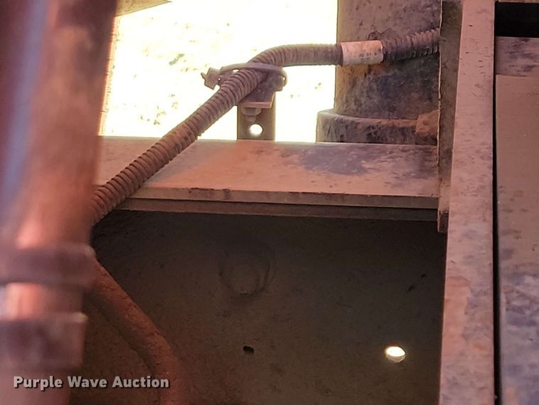 image for item DX6967 2010 International WorkStar 7600  dump truck