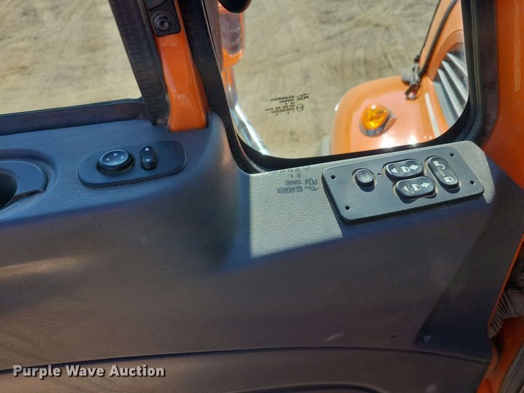 image for item DX6967 2010 International WorkStar 7600  dump truck