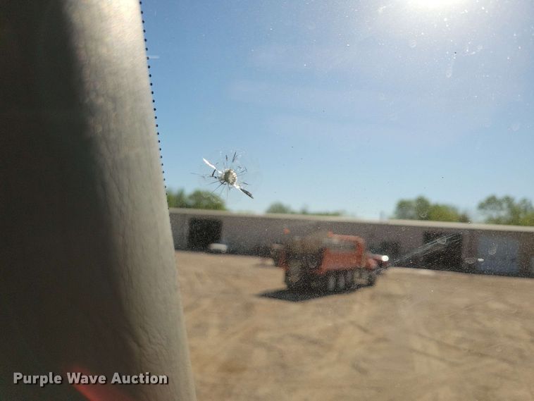 image for item DX6967 2010 International WorkStar 7600  dump truck