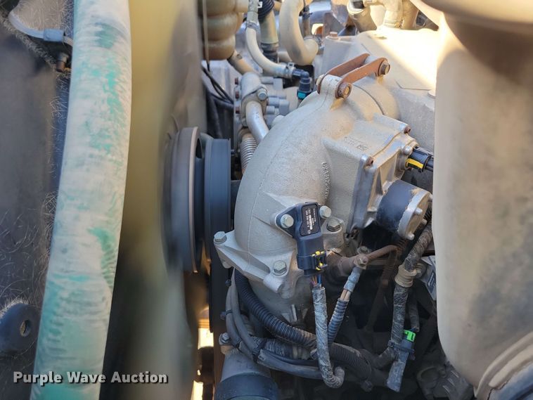 image for item DX6967 2010 International WorkStar 7600  dump truck