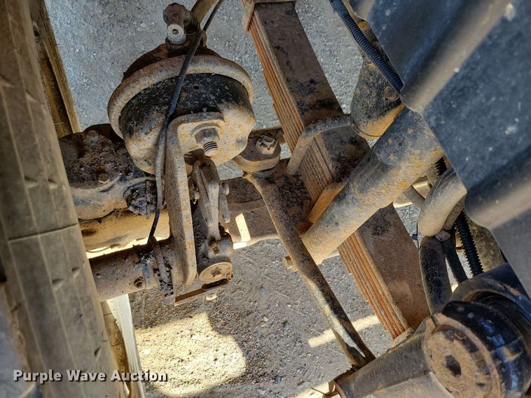 image for item DX6967 2010 International WorkStar 7600  dump truck