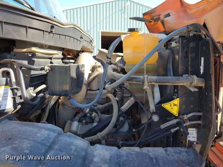 image for item DX6967 2010 International WorkStar 7600  dump truck