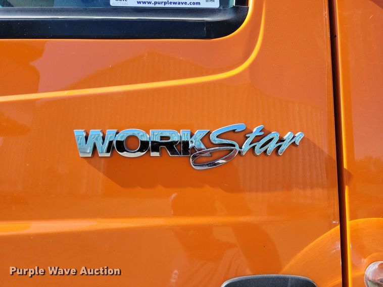 image for item DX6967 2010 International WorkStar 7600  dump truck