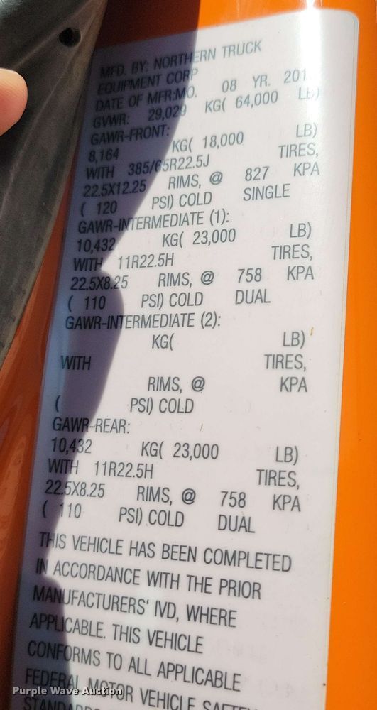 image for item DX6967 2010 International WorkStar 7600  dump truck