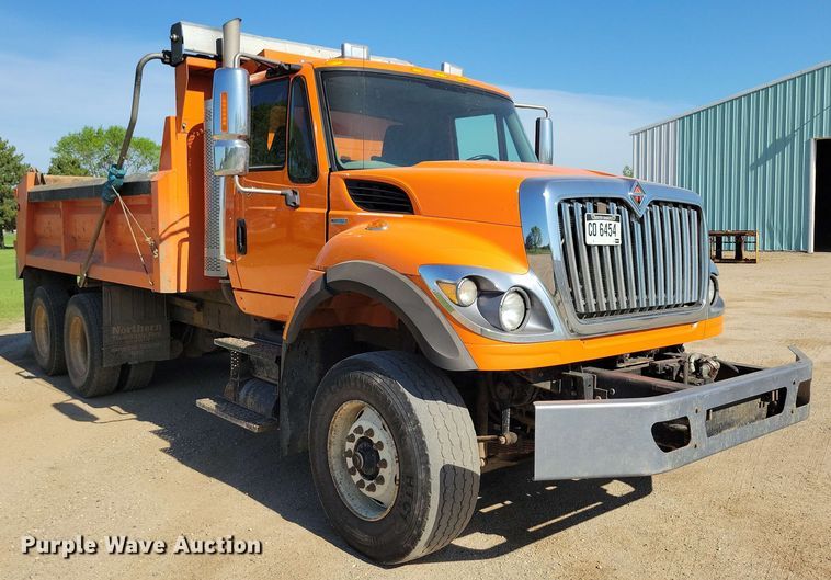 image for item DX6968 2010 International WorkStar 7600 dump truck