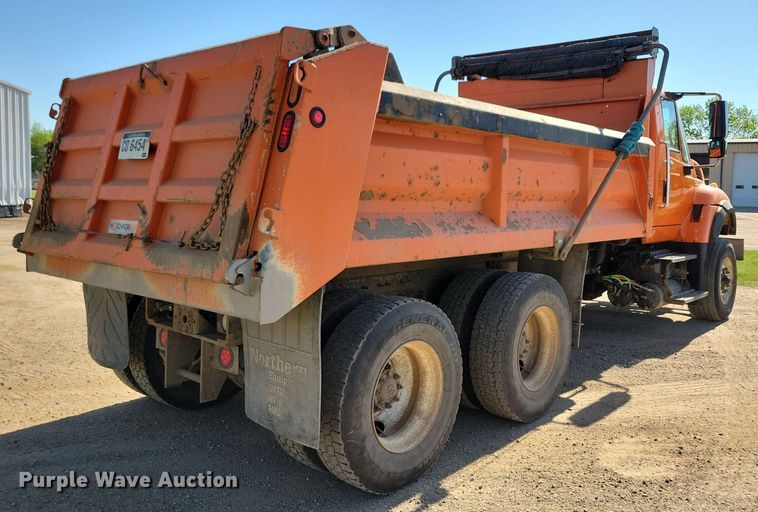 image for item DX6968 2010 International WorkStar 7600 dump truck