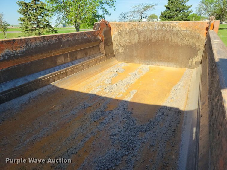 image for item DX6968 2010 International WorkStar 7600 dump truck