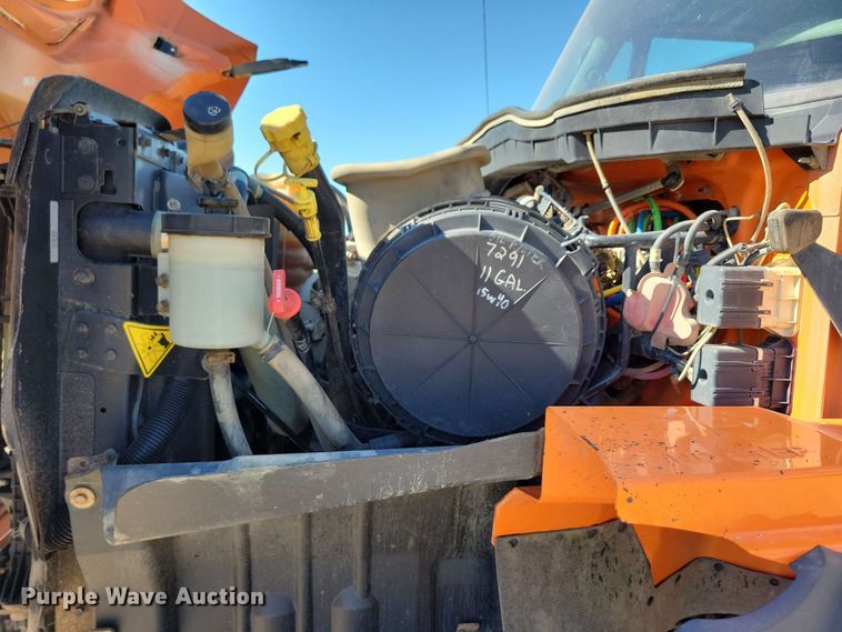 image for item DX6968 2010 International WorkStar 7600 dump truck