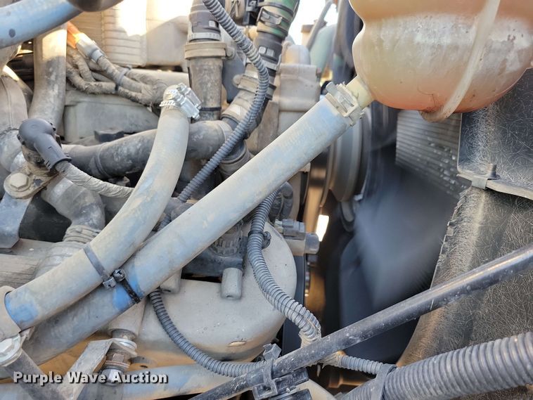 image for item DX6968 2010 International WorkStar 7600 dump truck