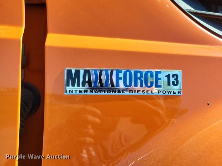 image for item DX6968 2010 International WorkStar 7600 dump truck