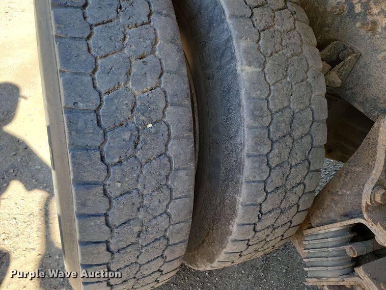 image for item DX6968 2010 International WorkStar 7600 dump truck