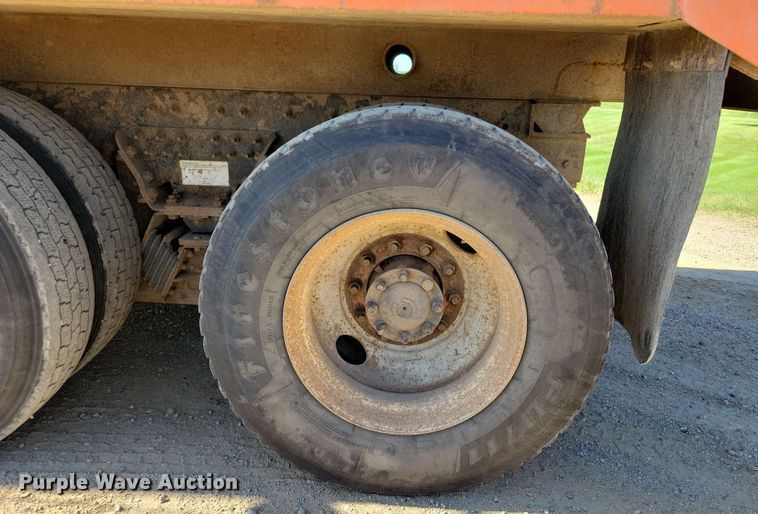 image for item DX6968 2010 International WorkStar 7600 dump truck