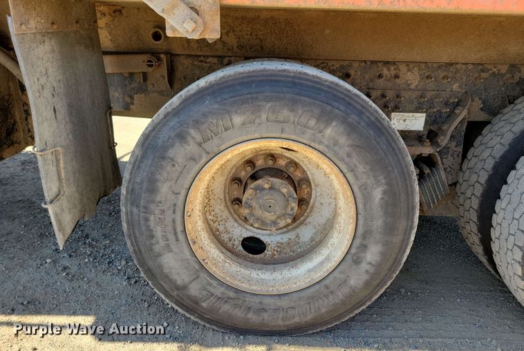 image for item DX6968 2010 International WorkStar 7600 dump truck