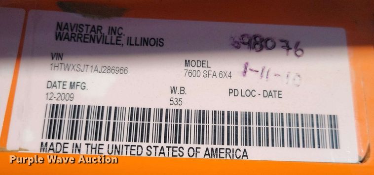 image for item DX6968 2010 International WorkStar 7600 dump truck