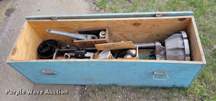 image for item DX6974 Hydra-Stop line tapping machine