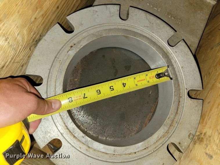 image for item DX6974 Hydra-Stop line tapping machine