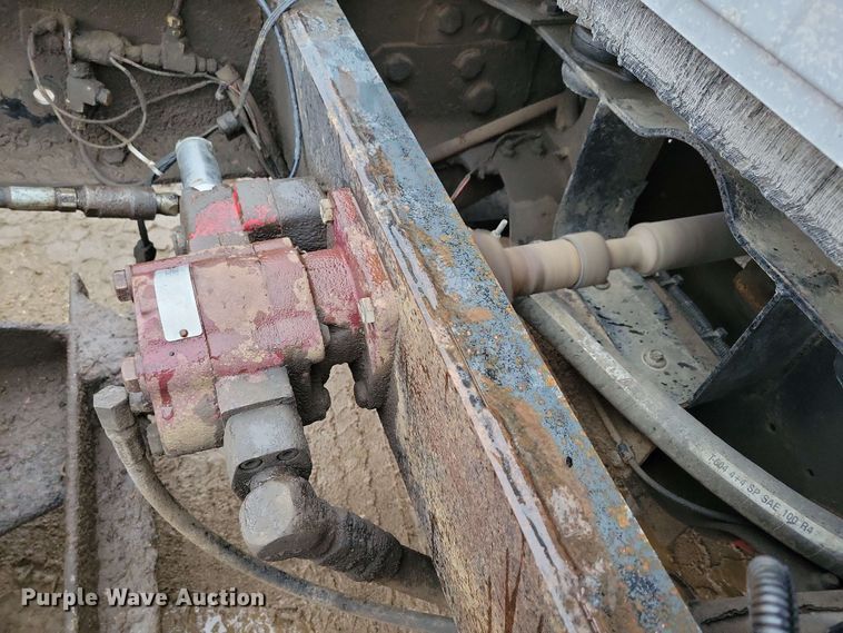 image for item DX6975 2002 Sterling LT9500 dump truck