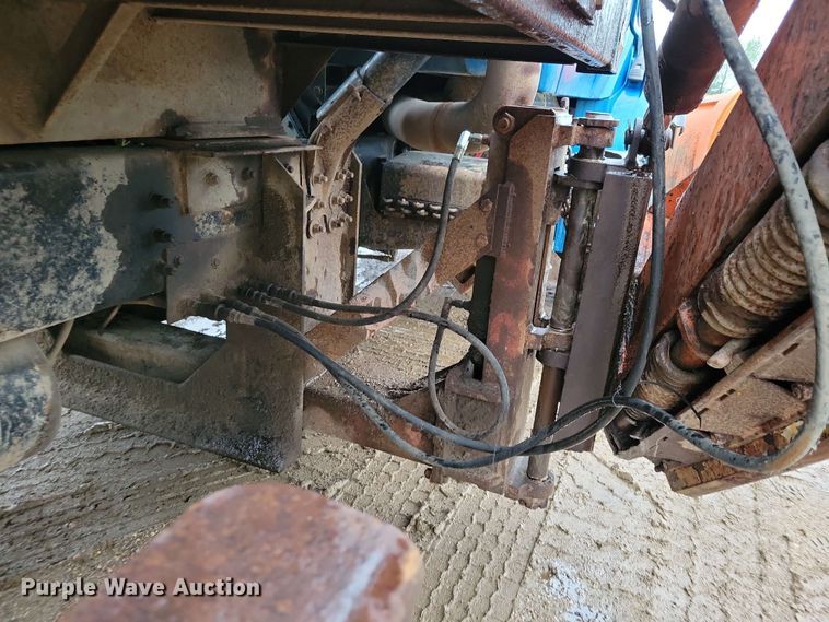 image for item DX6975 2002 Sterling LT9500 dump truck