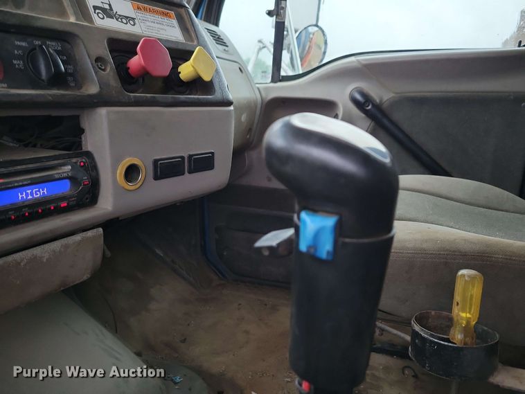 image for item DX6975 2002 Sterling LT9500 dump truck