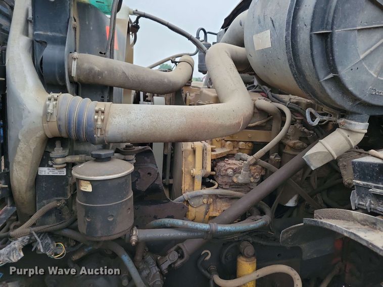 image for item DX6975 2002 Sterling LT9500 dump truck