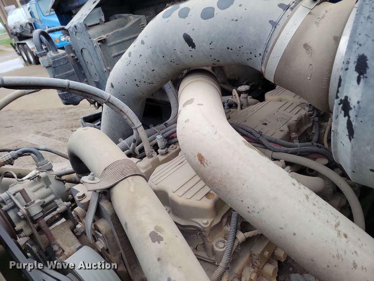 image for item DX6975 2002 Sterling LT9500 dump truck