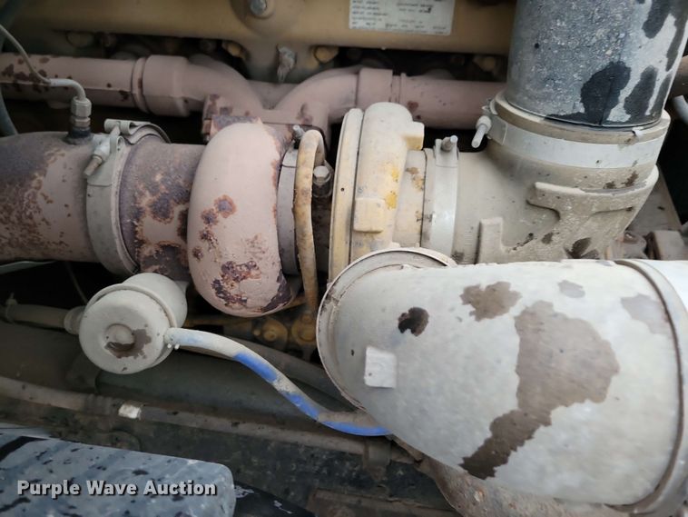 image for item DX6975 2002 Sterling LT9500 dump truck