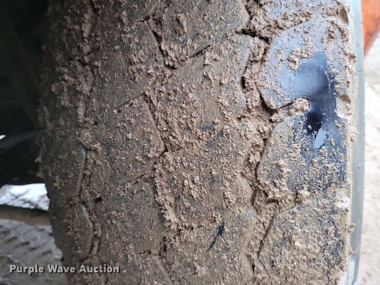 image for item DX6975 2002 Sterling LT9500 dump truck