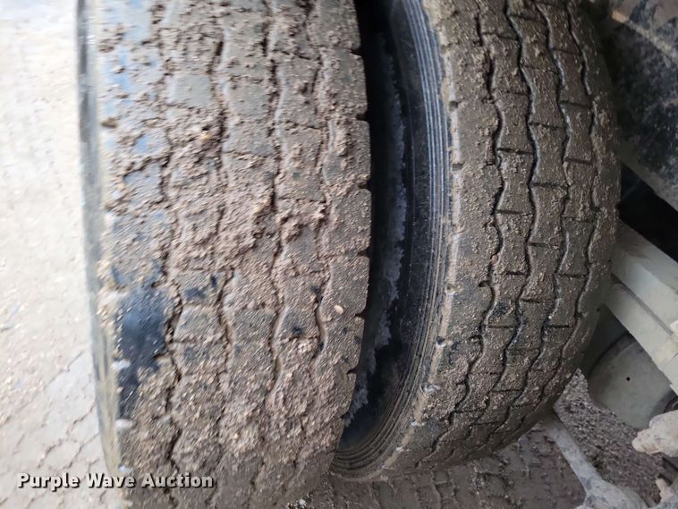 image for item DX6975 2002 Sterling LT9500 dump truck