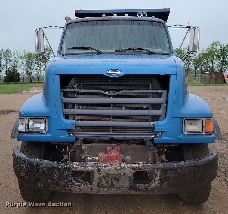 image for item DX6976 2000 Sterling LT9500 dump truck