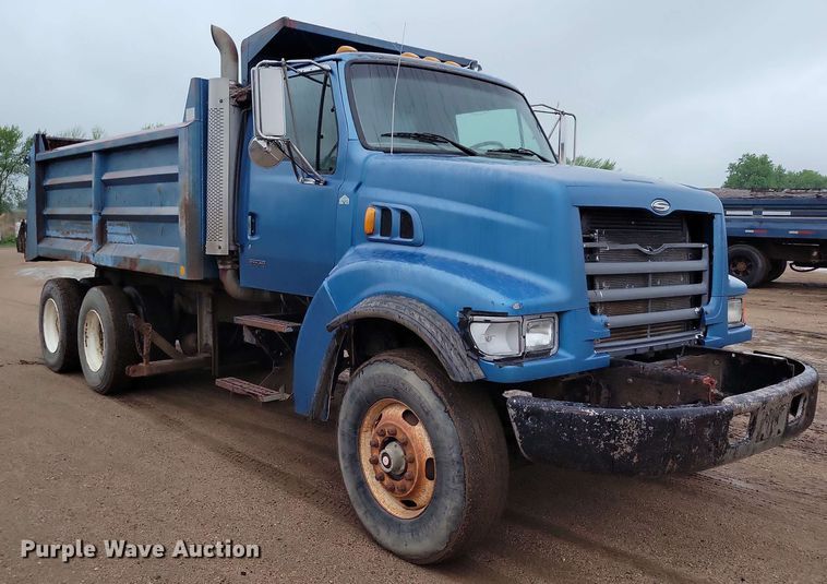 image for item DX6976 2000 Sterling LT9500 dump truck