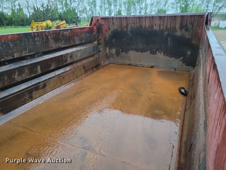 image for item DX6976 2000 Sterling LT9500 dump truck