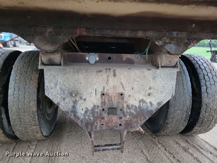 image for item DX6976 2000 Sterling LT9500 dump truck