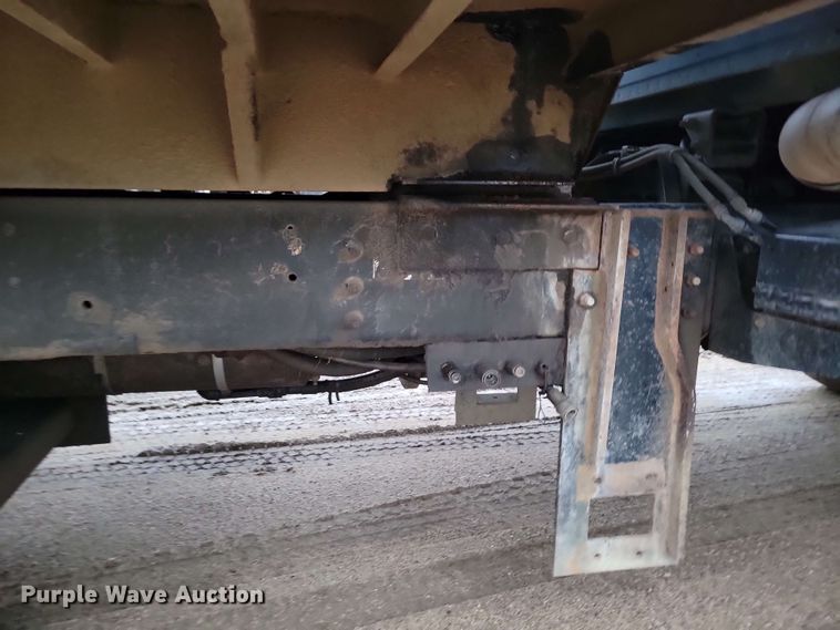 image for item DX6976 2000 Sterling LT9500 dump truck